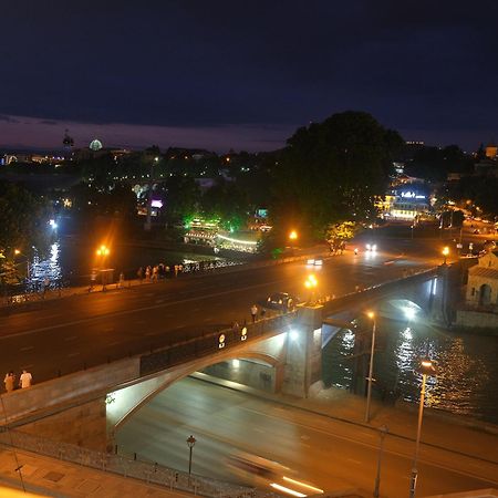 Meidan Inn Tbilisi Esterno foto