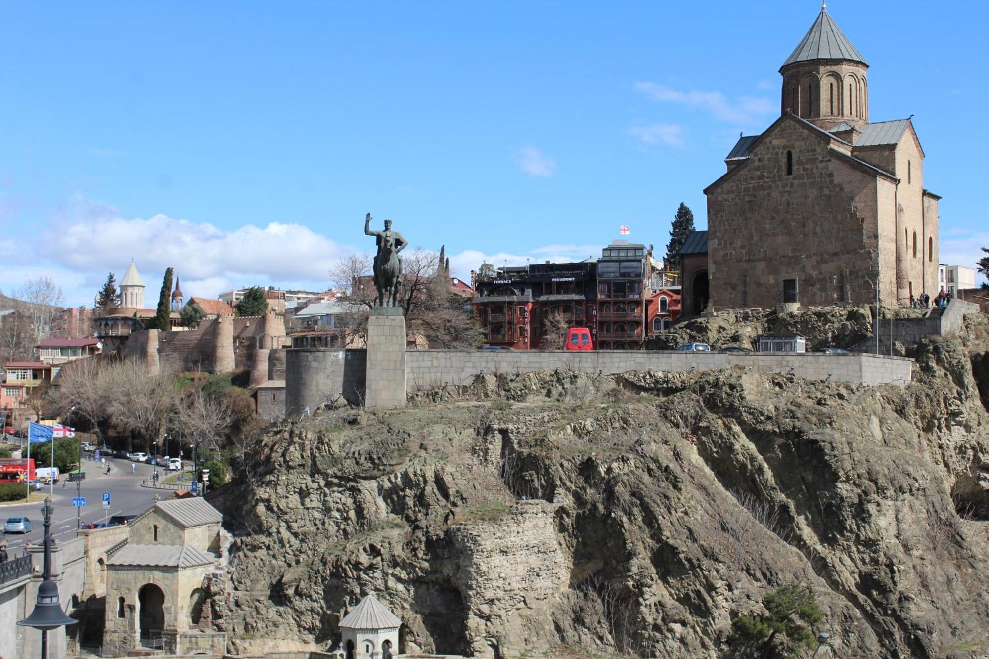 Meidan Inn Tbilisi Esterno foto