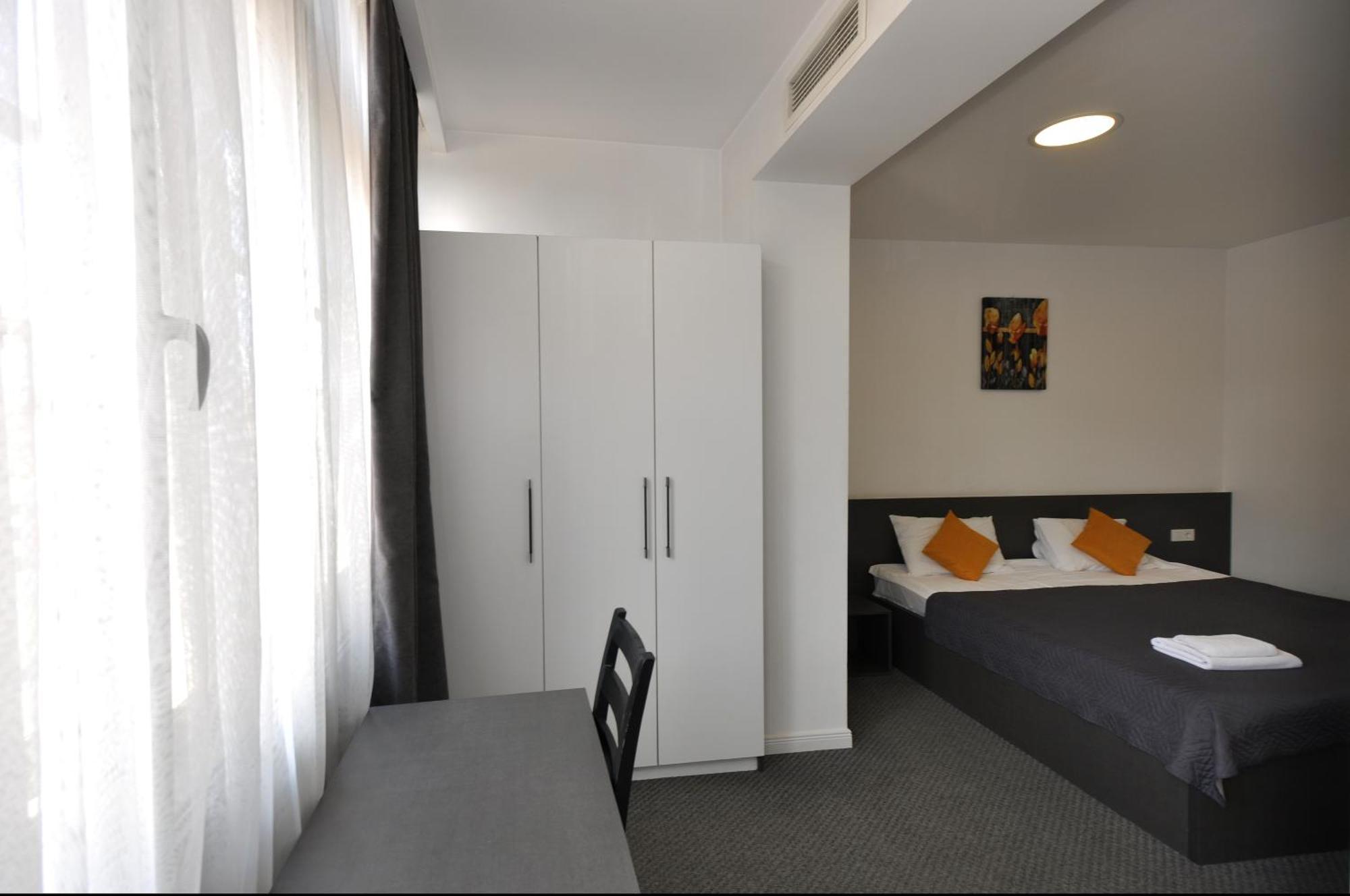 Meidan Inn Tbilisi Esterno foto
