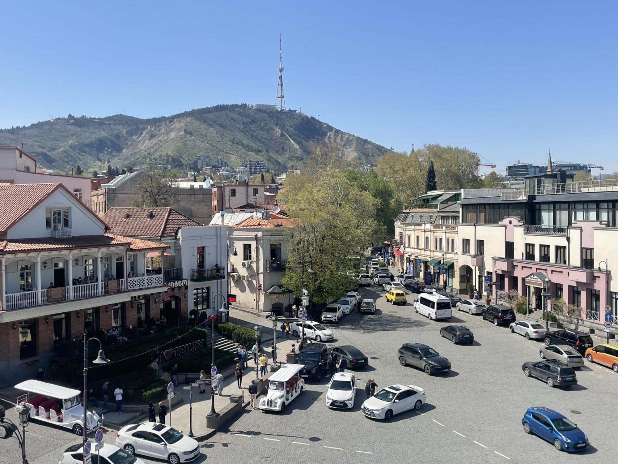 Meidan Inn Tbilisi Esterno foto