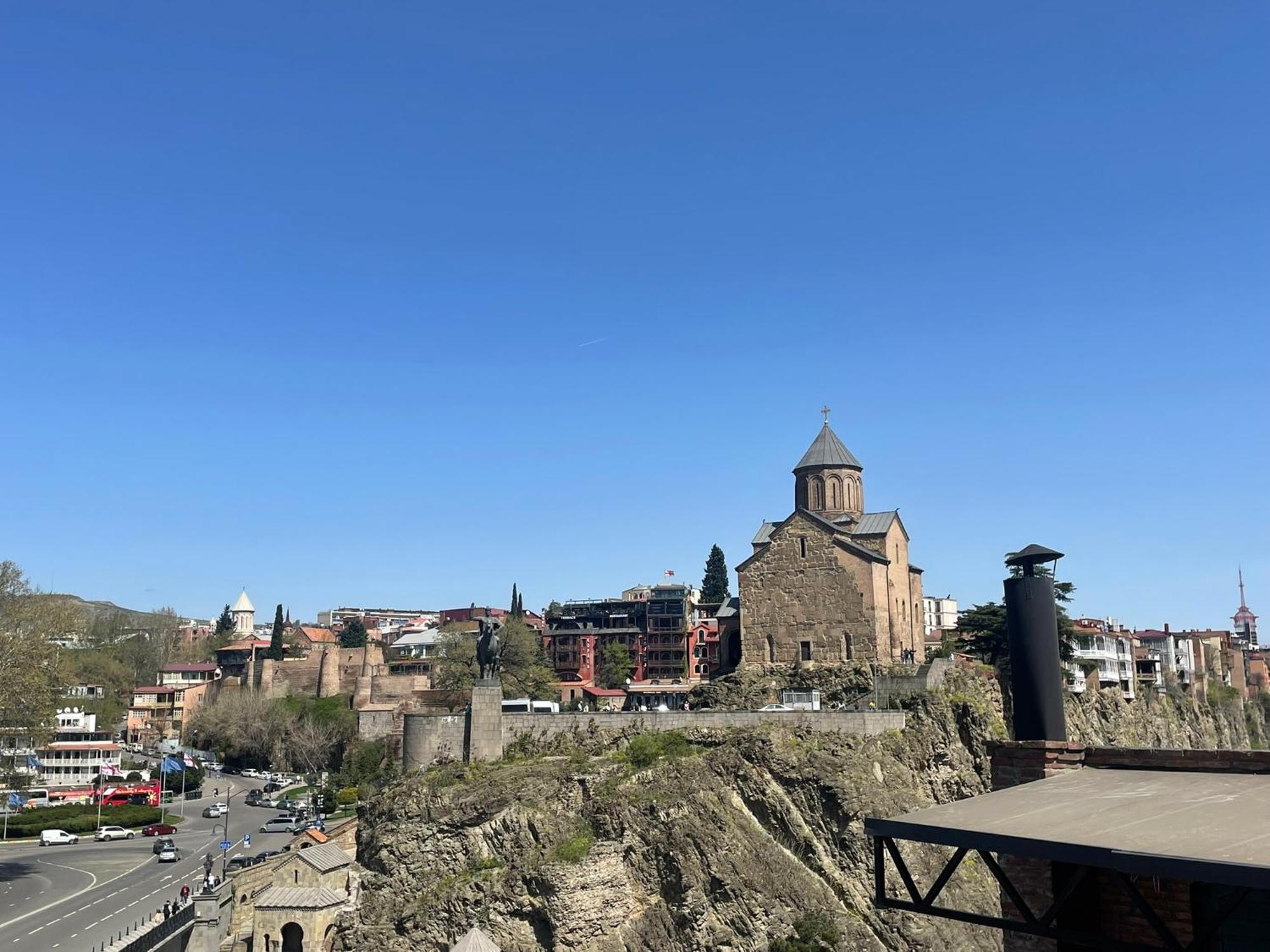 Meidan Inn Tbilisi Esterno foto